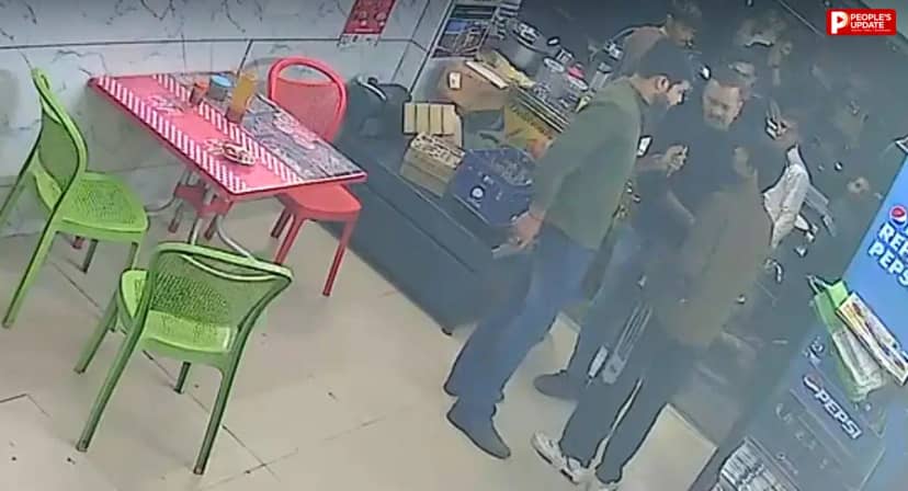 भोपाल में कॉलेज छात्रों के विवाद में पिस्टल लहराने का आरोप, बीच-बचाव करने आए पुलिस जवान पर भी तानी