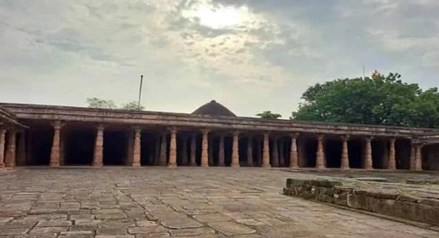 जज करेंगे विवादित स्थल का निरीक्षण, 2 अप्रैल को होगी अगली सुनवाई