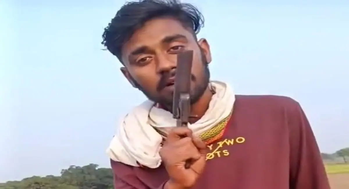 सोशल मीडिया पर वायरल वीडियो से हड़कंप, युवक ने पुलिस-प्रशासन को दी चुनौती