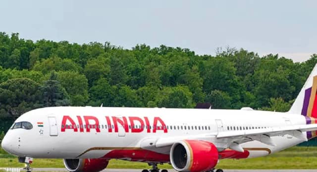 गलत फ्लाइट ने भरी उड़ान, 8 घंटे बाद वापस लौटा विमान