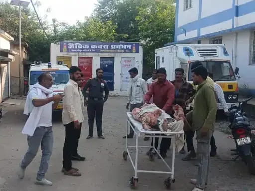 भतीजे ने चाचा की गोली मारकर की हत्या, खेत में पानी जाने पर हुआ विवाद, पुलिस कर रही जांच