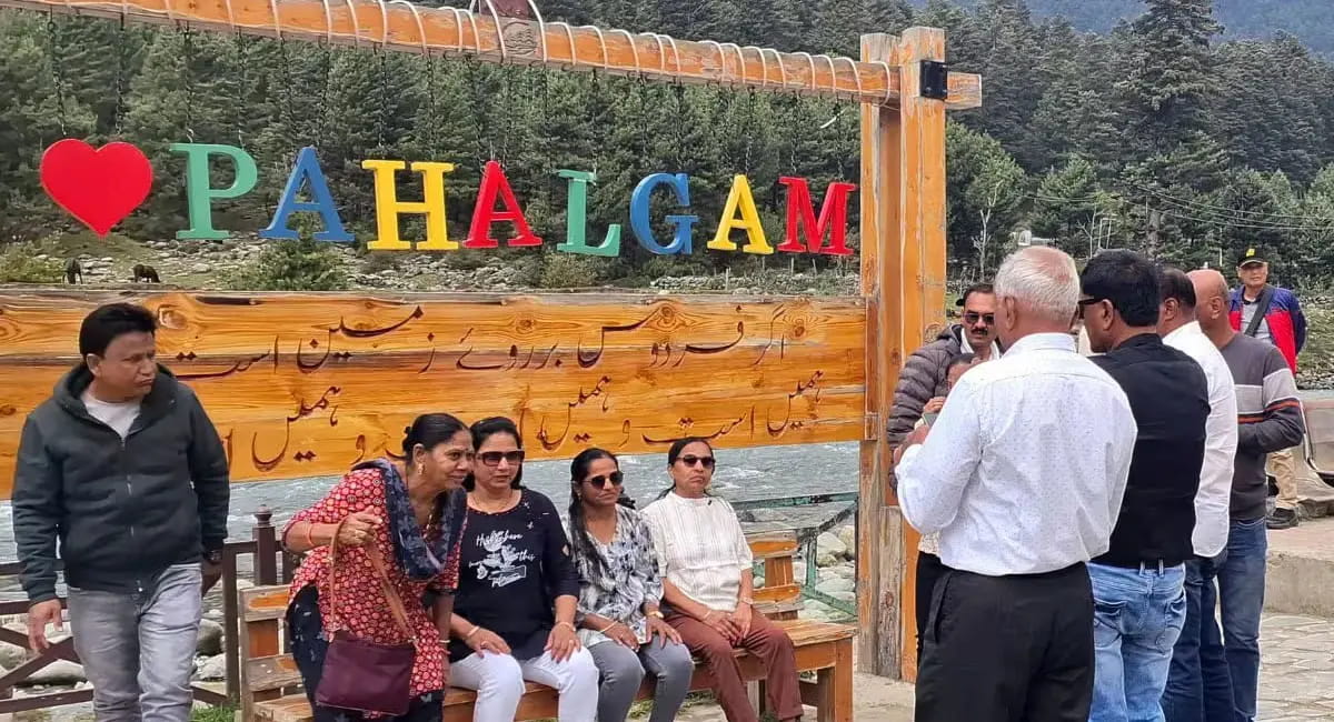 पहलगाम हमले की पहली बरसी, शहीदों को पीएम मोदी समेत कई नेताओं ने दी श्रद्धांजलि