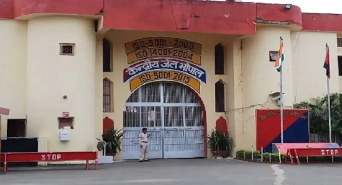 जुर्माने न देने के कारण थे बंद, डालसा की पहल पर मिली आजादी