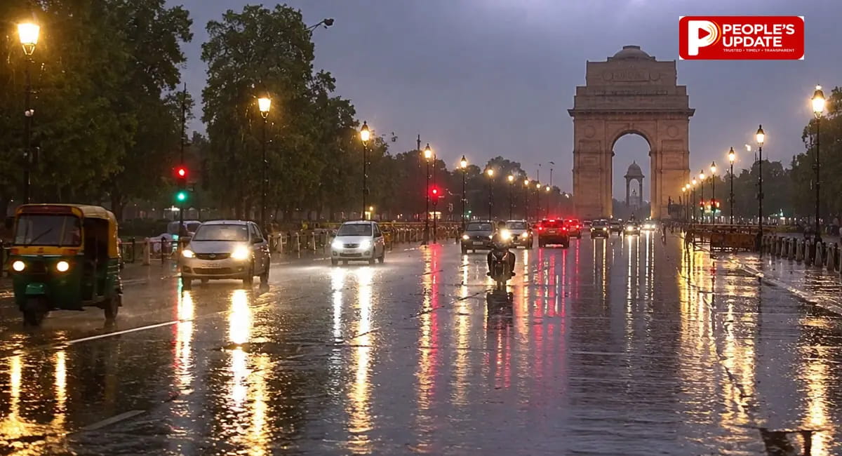 दिल्ली-एनसीआर में बदला मौसम का मिजाज, झमाझम बारिश से तापमान में आई गिरावट