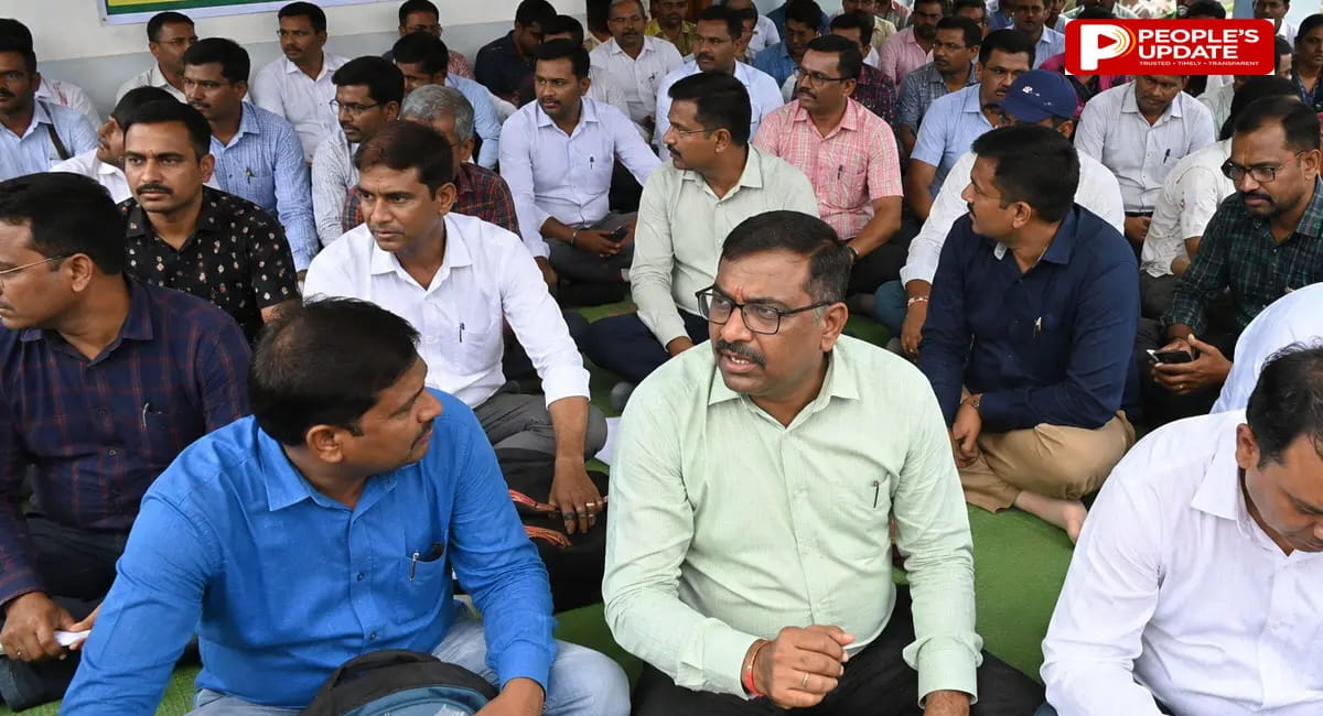 छत्तीसगढ़ में तहसीलदारों की हड़ताल, बीजेपी विधायक पर नायब तहसीलदार को पीटने का आरोप