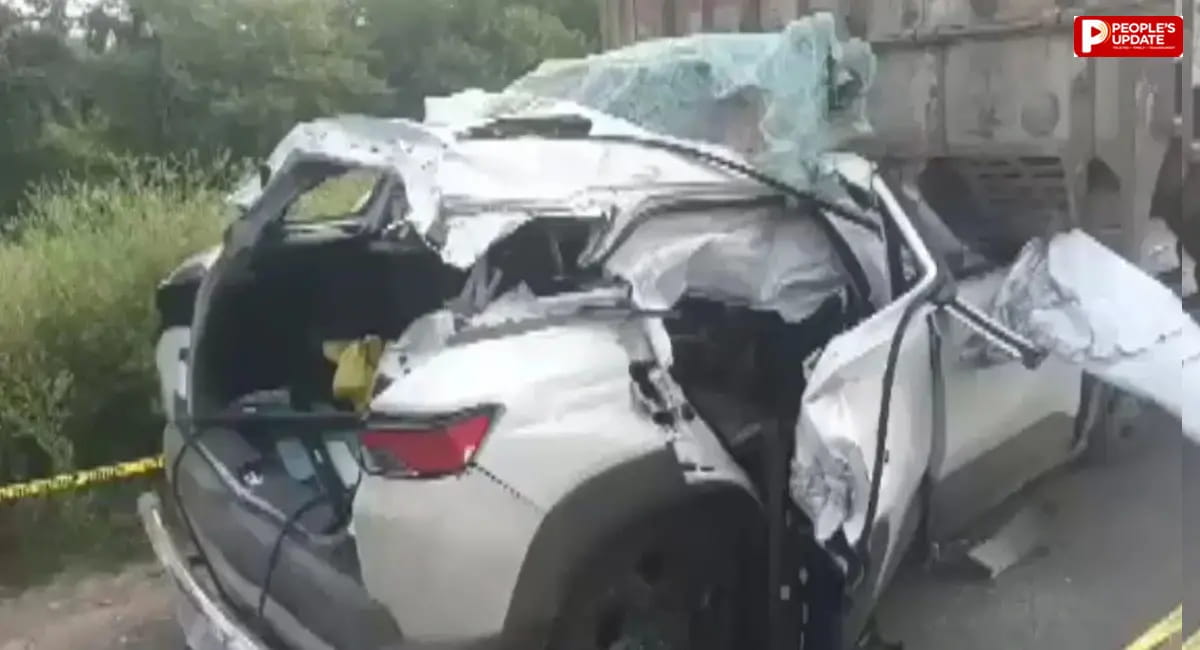 तीन थाना प्रभारियों समेत चार की मौत, ट्रेनिंग से लौटते समय ट्रक में जा घुसी कार