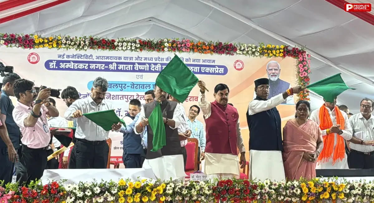 निशातपुरा पर रुकी मालवा एक्सप्रेस, सीएम डॉ. मोहन यादव ने किया उद्घाटन
