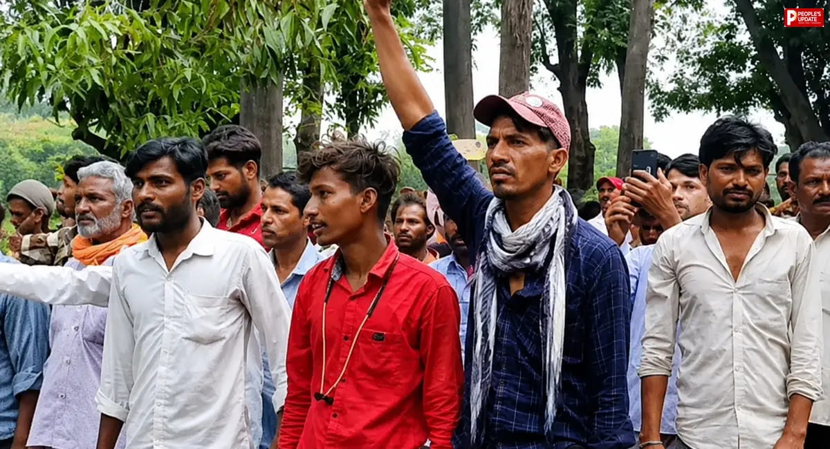 भोपाल में मत्स्य महासंघ कार्यालय का मछुआरों ने किया घेराव, लंबित भुगतान को लेकर सौंपा ज्ञापन