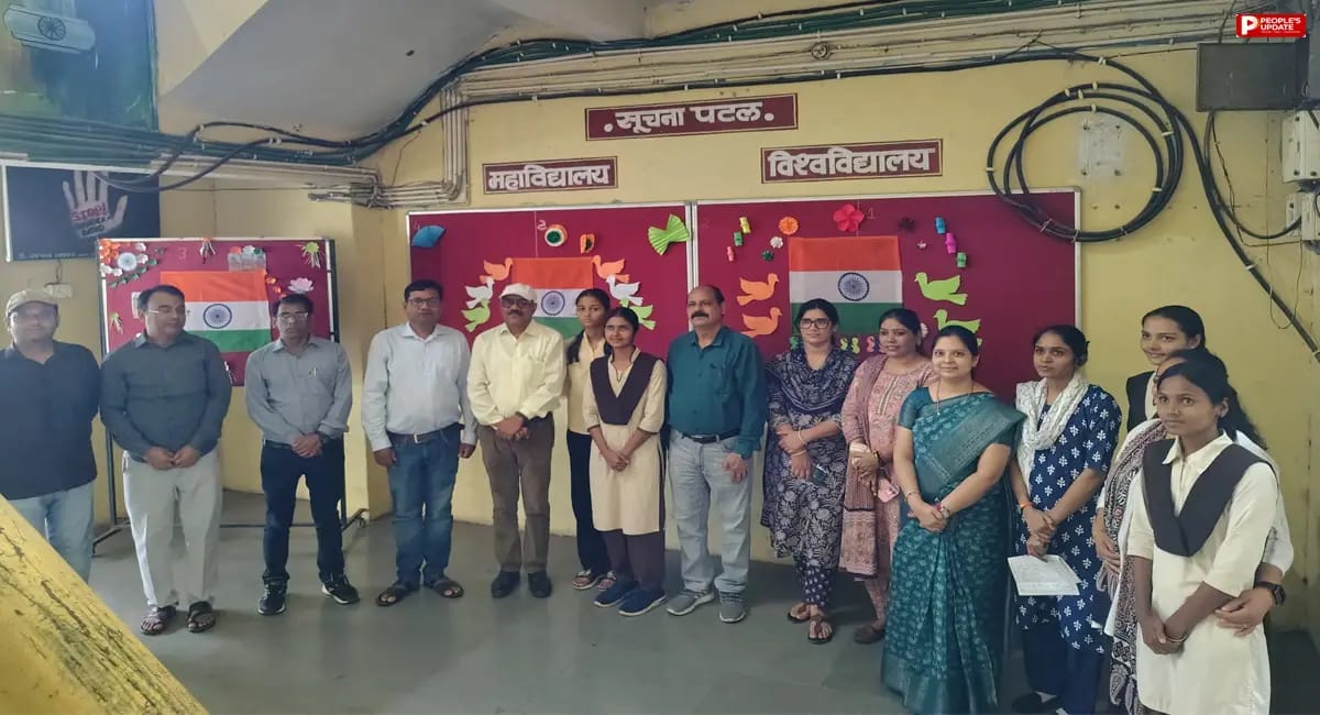 सिवनी मालवा: हर घर तिरंगा अभियान के तहत तिरंगा सजावट प्रतियोगिता का आयोजन, कुसुम महाविद्यालय में हुआ कार्यक्रम