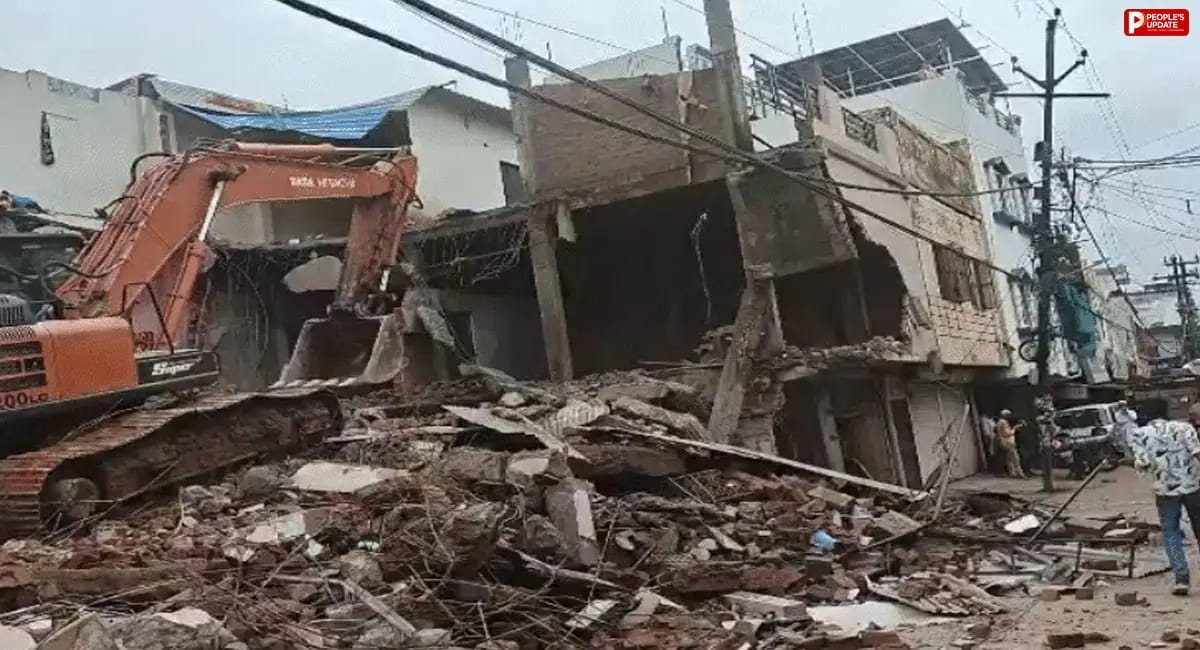 भोपाल: निशातपुरा में 11 मकानों पर चला बुलडोजर, हाईकोर्ट के आदेश पर बड़ी कार्रवाई