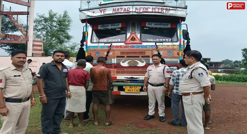 ट्रक में 354 पशुओं को ले जा रहा था, 7 आरोपी गिरफ्तार; जांच में जुटी पुलिस