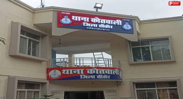सीहोर: शराब दुकान में लाखों की चोरी, टीन उखाड़कर घुसे बदमाश; जांच में जुटी पुलिस