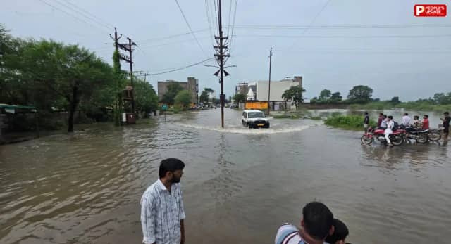 दमोह में बारिश से जनजीवन अस्त-व्यस्त, कई इलाकों में जलभराव; घरों में घुसा पानी