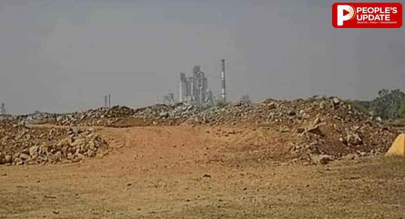 मनावर में कब्रिस्तान तक पहुंची अल्ट्राटेक सीमेंट की खुदाई, वक्फ बोर्ड ने कार्रवाई की बात कही