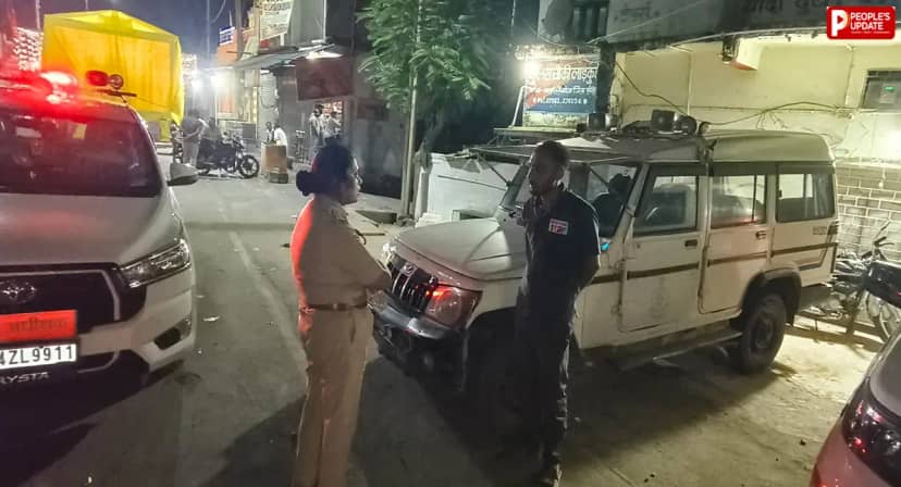 सीहोर में SP सोनाक्षी सक्सेना का औचक निरीक्षण, पुलिस को सतर्क रहने और बाजारों में गश्त के निर्देश