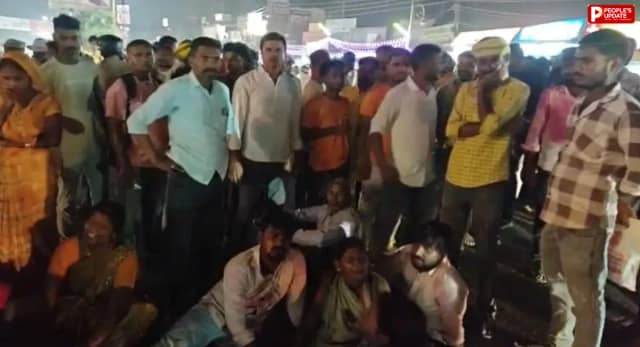 गोरखपुर में बड़ा हादसा, दुर्गा प्रतिमा विसर्जन के दौरान करंट से 3 लोगों की मौत; 10 झुलसे