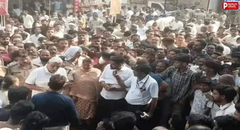जबलपुर में दुर्गा प्रतिमा विसर्जन के दौरान करंट से 2 युवकों की मौत, 8 झुलसे