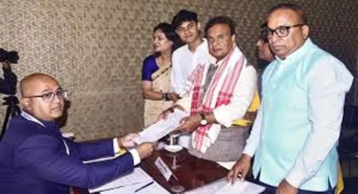 सातवीं बार जलुकबारी से मैदान में CM हिमंत, रोड शो में उमड़ा जनसैलाब