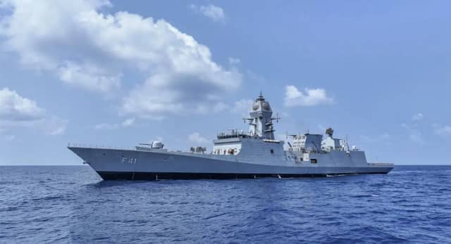 INS तारागिरी बना दुश्मनों का काल, संकट में करेगा मदद