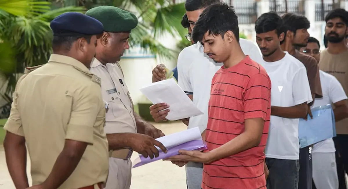 छात्रों को बड़ी राहत, 7 मई तक एग्जाम सेंटर बदलने का मौका