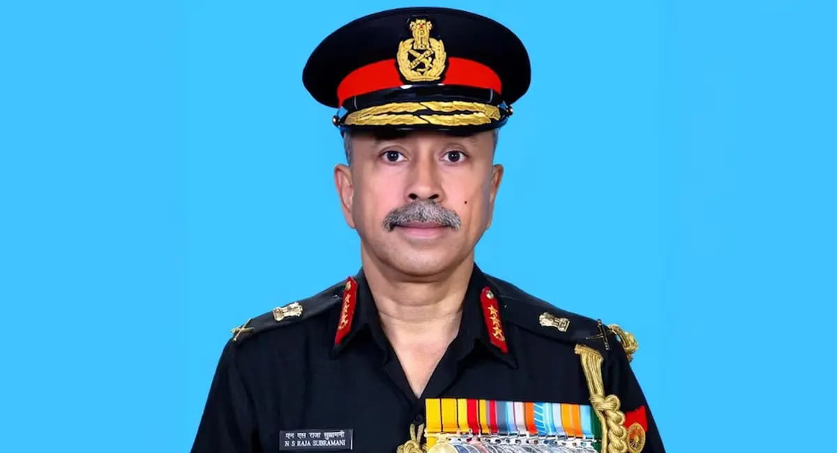 अब तीनों सेनाओं की रणनीति और थिएटर कमांड की कमान उनके हाथ