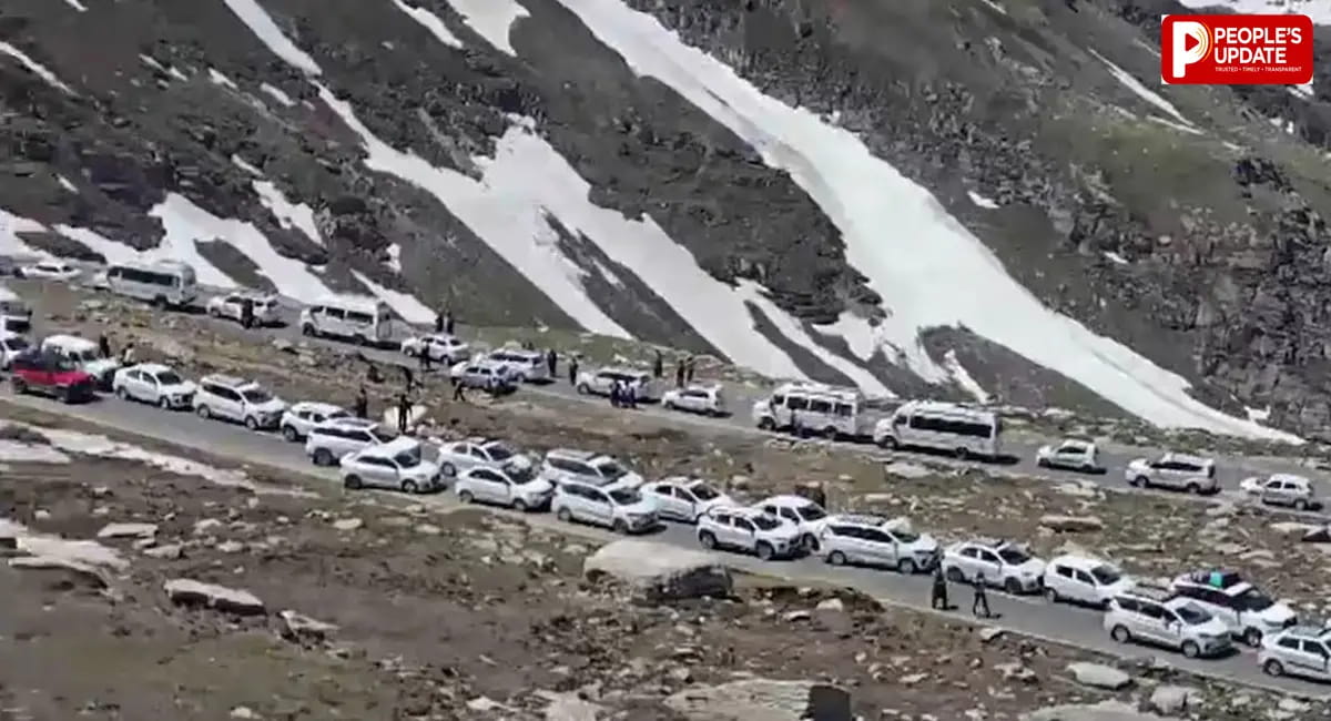 मनाली से चारधाम तक सड़कों पर लगा महाजाम