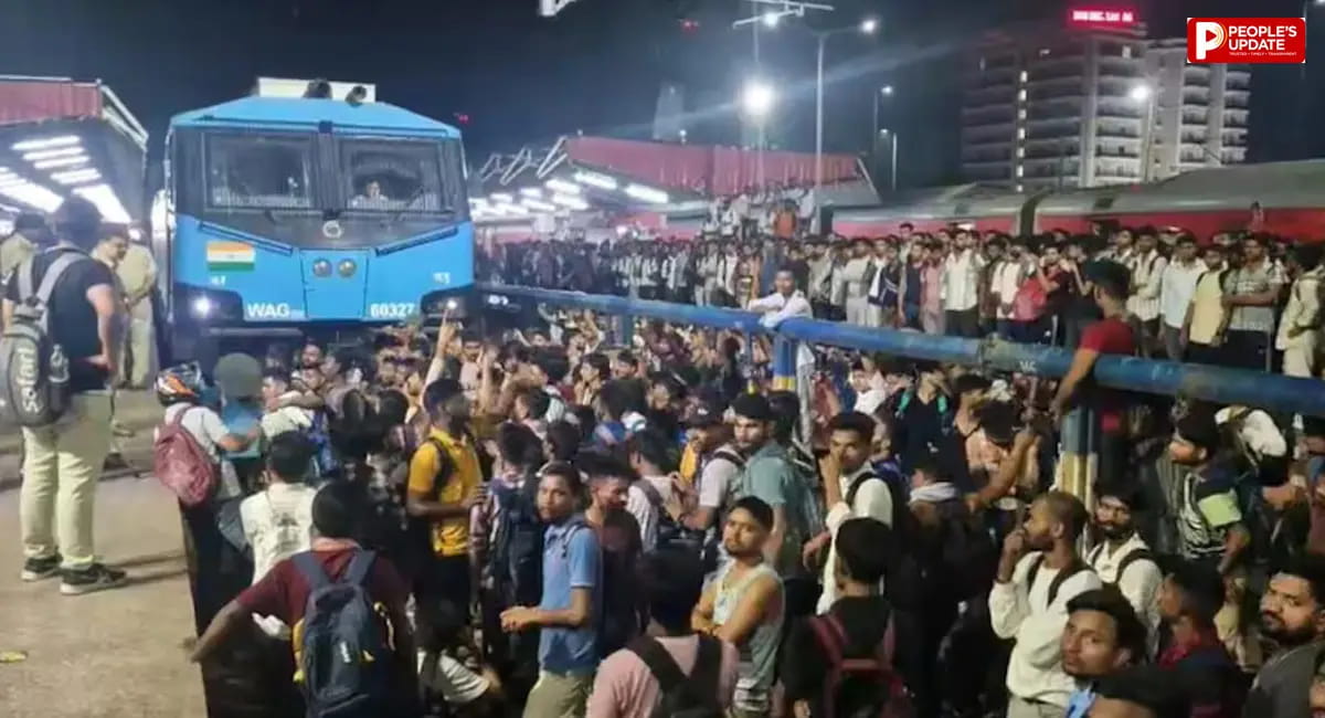 ट्रेन में तोड़फोड़ और पथराव, आईजी समेत कई पुलिसकर्मी घायल