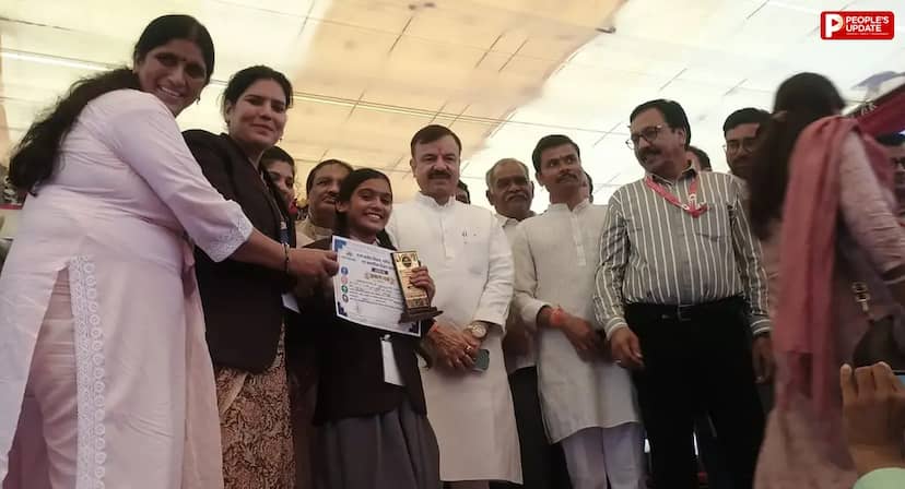 राज्य स्तरीय विज्ञान प्रदर्शनी में चमकी नटेरन की बेटी, पूजा यादव ने हासिल किया तीसरा स्थान