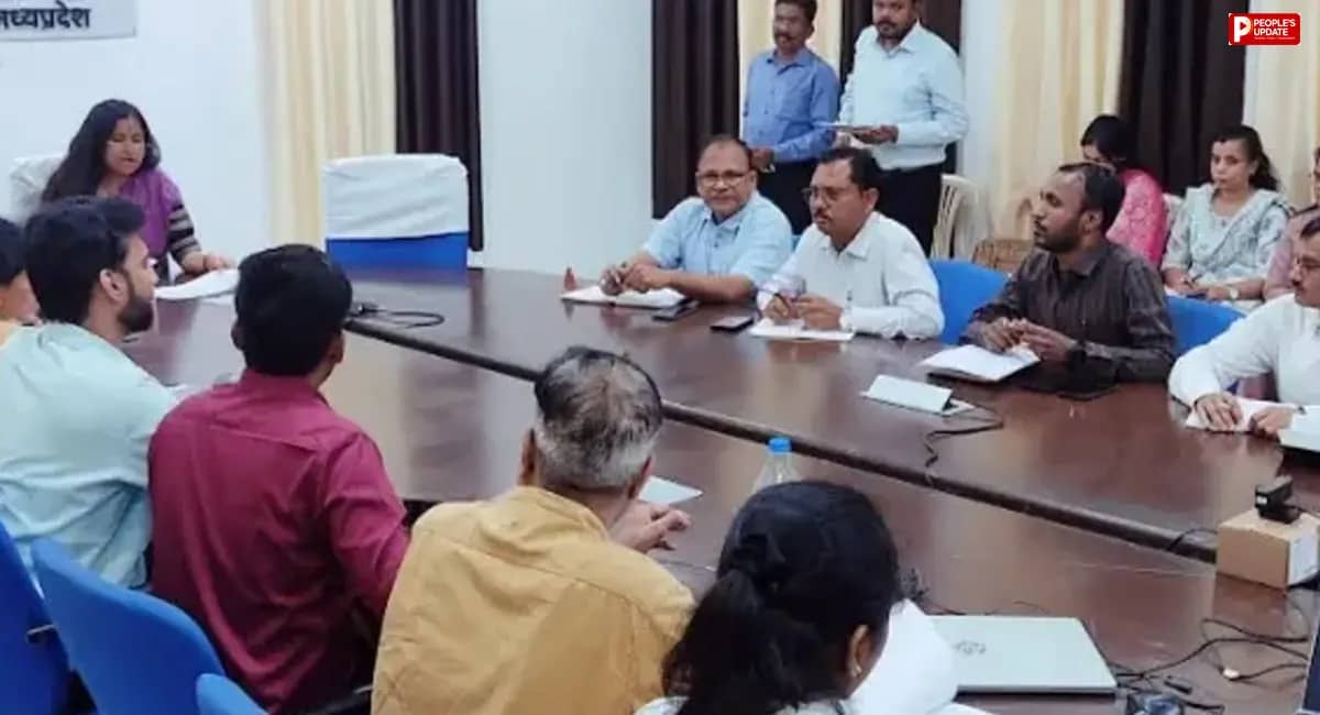 स्वामित्व योजना की कलेक्टर ने की समीक्षा, सिवनी में 20,909 रजिस्ट्रियां पूरी