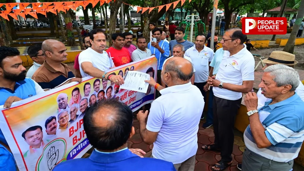 महंगे बिजली बिल पर कांग्रेस का हमला, घर-घर पहुंचकर बांटे स्मार्ट मीटर हटाने के आवेदन