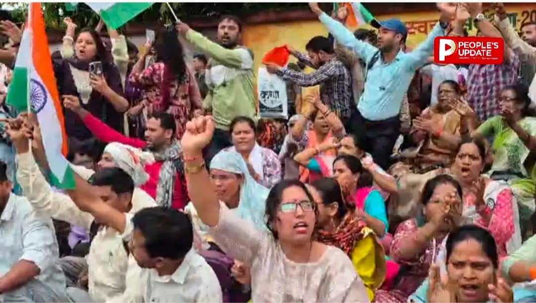 हड़ताल पर अड़े अतिथि शिक्षकों को सरकार का अल्टीमेटम, 27 जुलाई तक नहीं लौटे तो जाएगी नौकरी