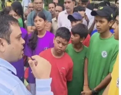 कोरबा-कटघोरा मार्ग पर छात्रों का चक्काजाम, कलेक्टर को मौके पर बुलाने की जिद