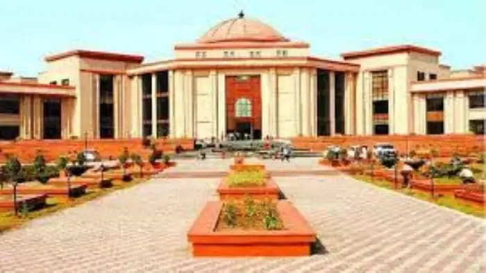 हाईकोर्ट का बड़ा फैसला,दूसरी शादी से जन्मा बेटा भी अनुकंपा नियुक्ति का हकदार