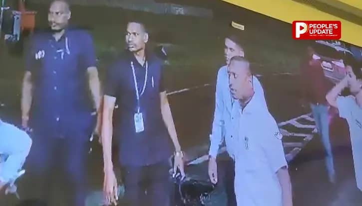 मंत्री के काफिले की गाड़ी पर गिरा बूम बैरियर, टोल कर्मचारी से मारपीट का VIDEO वायरल