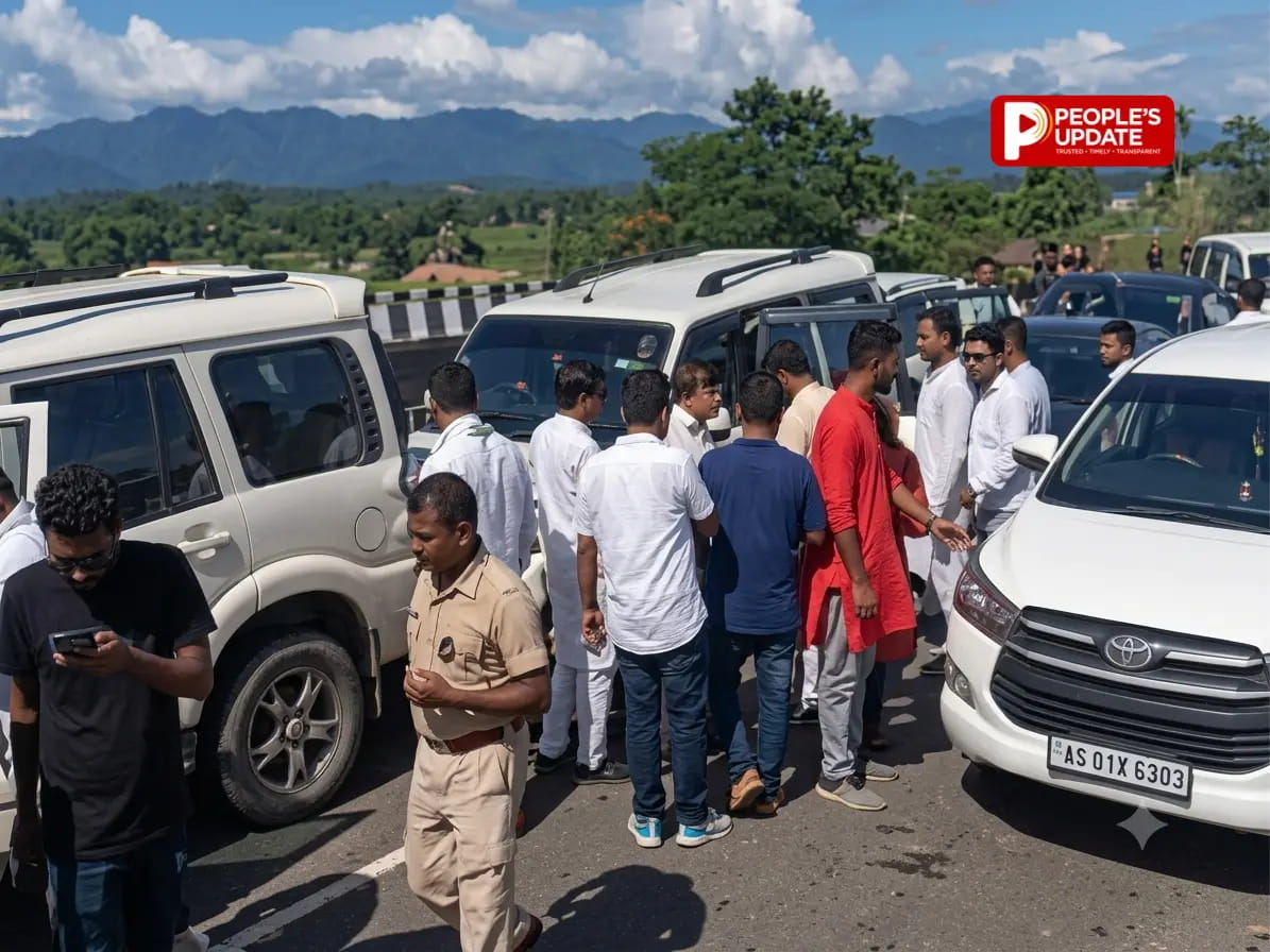 असम में भूपेश बघेल के काफिले पर पथराव, टूटे कार के शीशे,‘गो बैक’ के बाद बवाल, पुलिस-CRPF का लाठीचार्ज