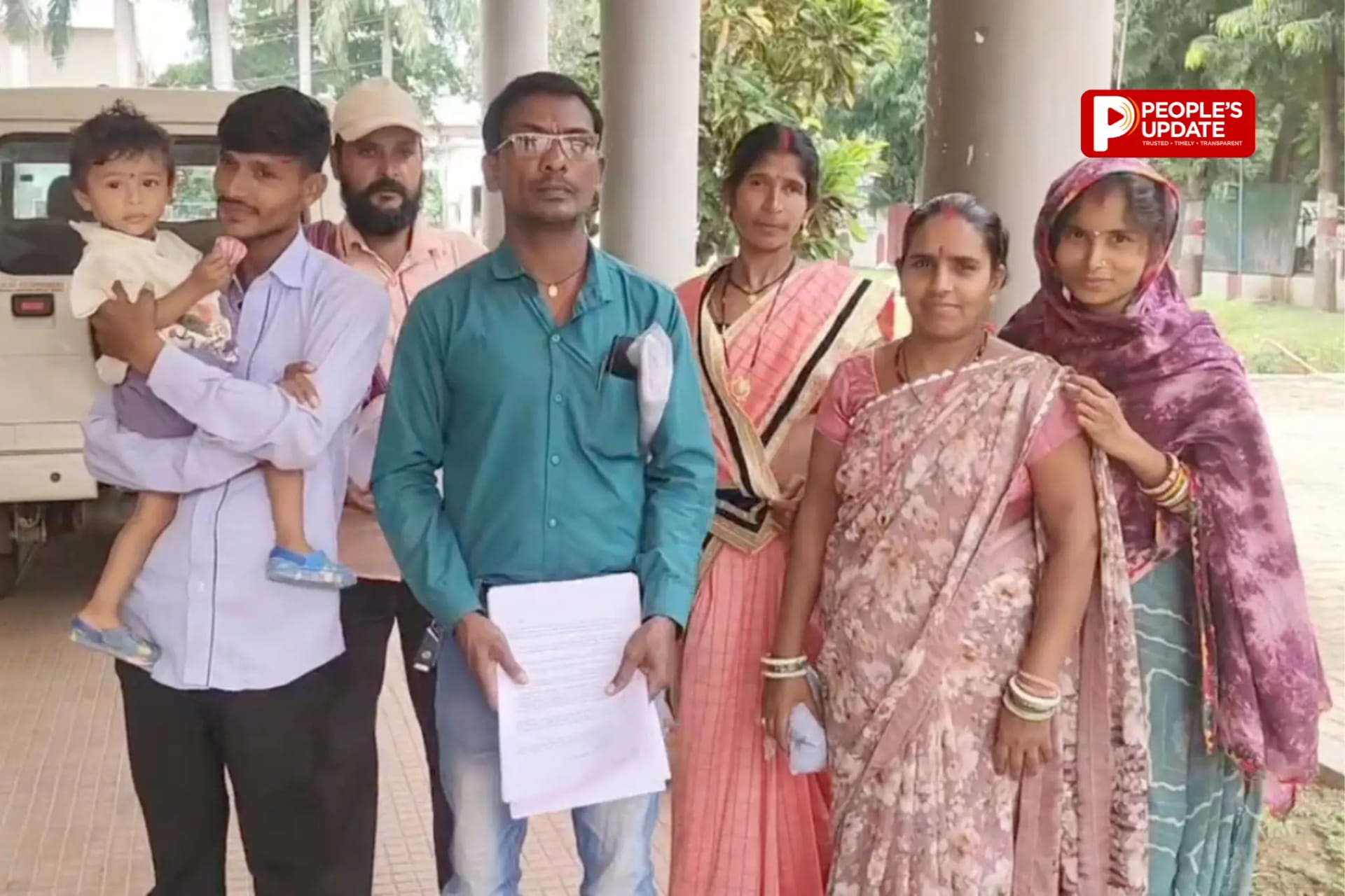धमतरी में अंधविश्वास की आड़ में 2 परिवारों का सामाजिक बहिष्कार! एक साल से झेल रहे प्रताड़ना, कलेक्टर से मांगा न्याय