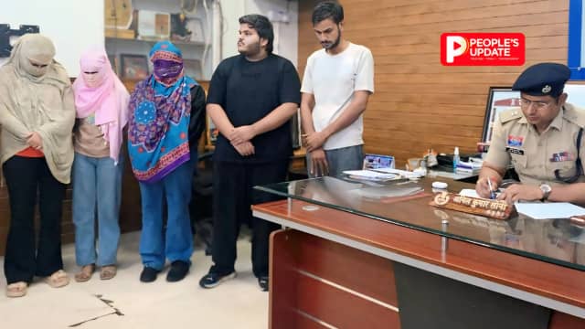 रायगढ़ में इंदौर के साइबर ठगी सिंडिकेट का भंडाफोड़, 3 युवतियों समेत 5 गिरफ्तार शेयर ट्रेडिंग के नाम पर 34.17 लाख की ठगी का खुलासा