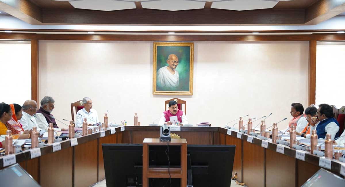 जल जीवन मिशन की अधूरी योजनाओं पर राज्य सरकार खुद करेगी खर्च, इंदौर-उज्जैन ग्रीनफील्ड रोड सहित कई अहम फैसले
