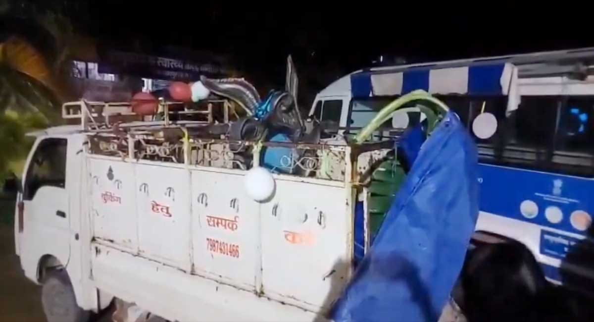 जशपुर में हादसा, तेज रफ्तार बोलेरो ने गणेश विसर्जन में जा रहे श्रद्धालुओं को रौंदा, 3 की मौत, 30 से ज्यादा घायल
