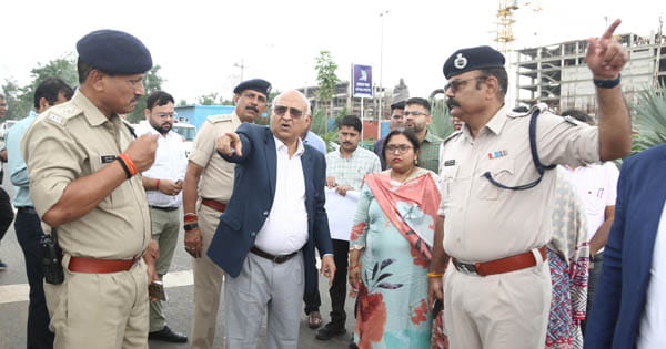 Bhopal News : सुप्रीम कोर्ट की सड़क सुरक्षा समिति के अध्यक्ष ने किया ब्लैक स्पॉट्स का निरीक्षण