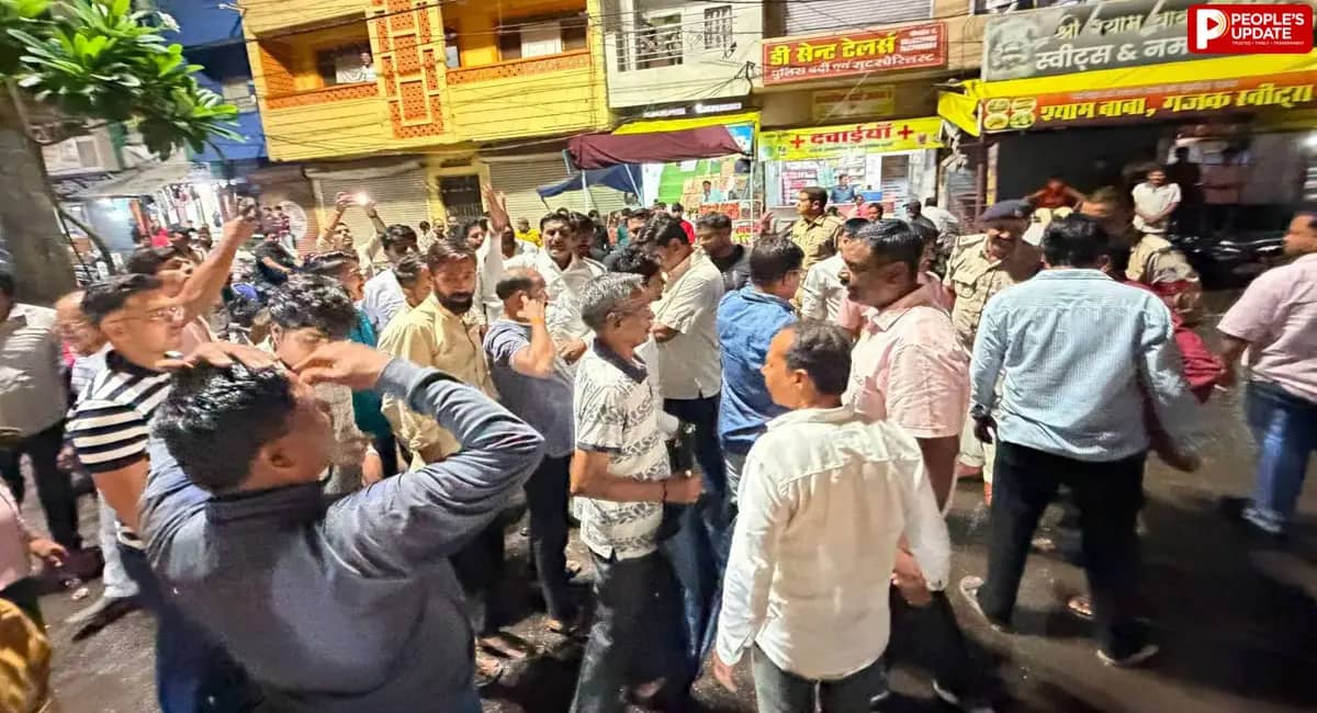 कांग्रेस का विरोध प्रदर्शन हुआ उग्र, पुतला दहन को लेकर पुलिस से झूमाझटकी