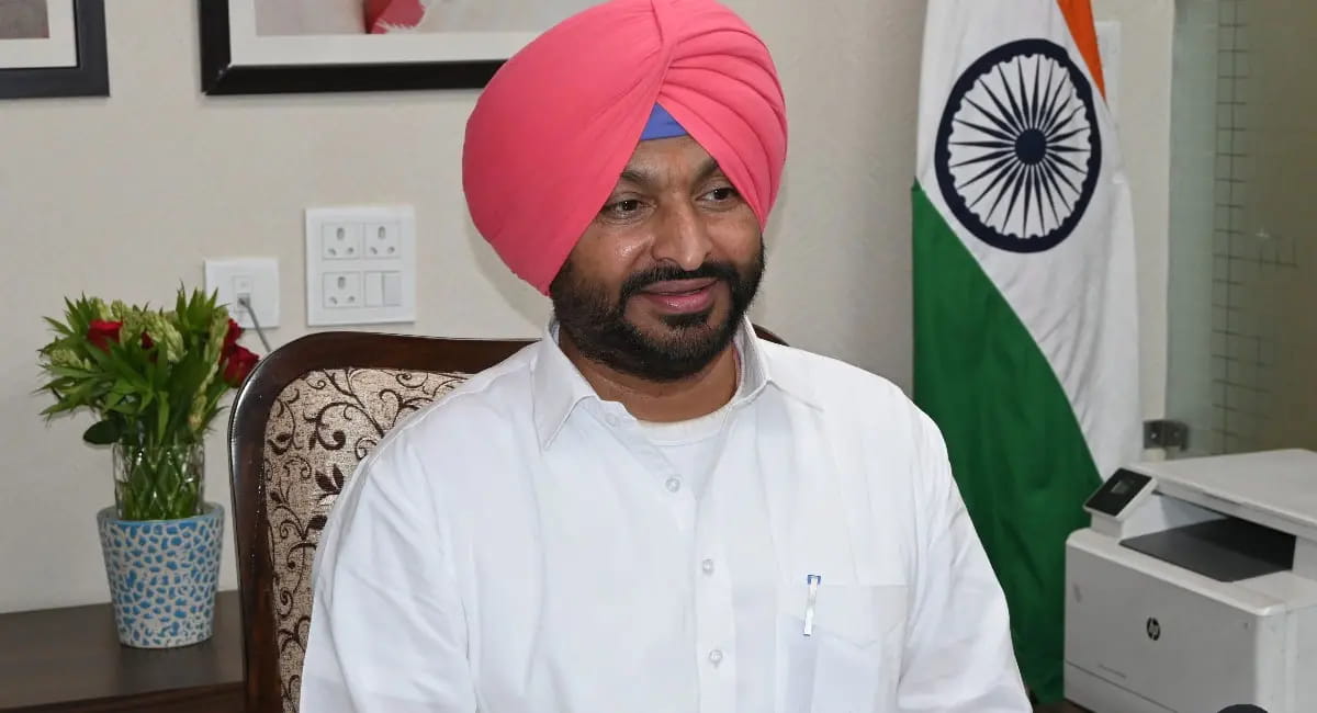 कौन हैं रवनीत सिंह बिट्टू, क्यों छोड़ी मोदी सरकार में मंत्री की कुर्सी? जानिए पंजाब चुनाव से क्या है कनेक्शन