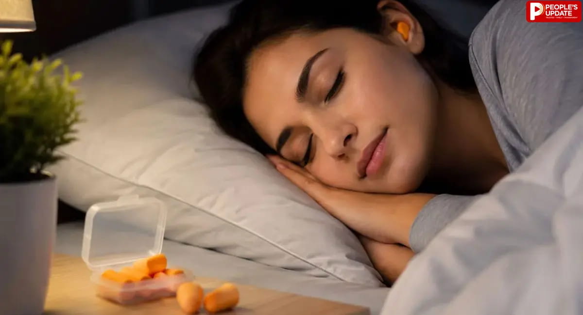 क्या रोज इयर प्लग लगाकर सोते हैं? जानिए कानों को होने वाले 5 बड़े नुकसान