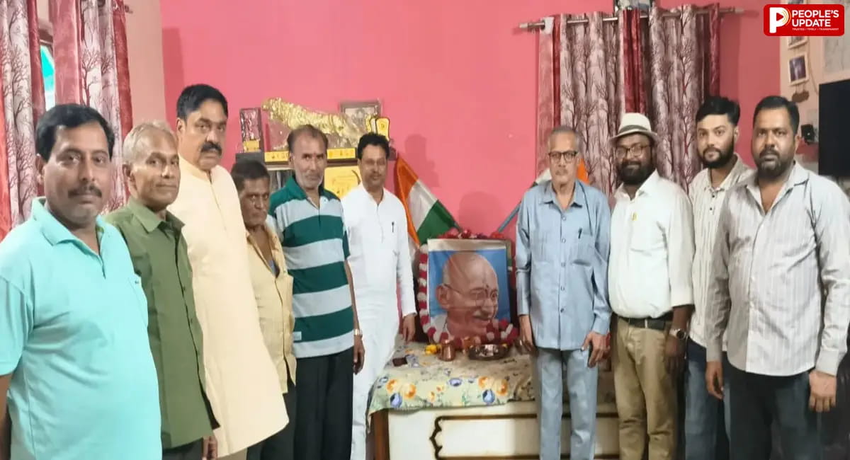 बाड़ी में गांधी-शास्त्री जयंती पर कार्यक्रम, महापुरुषों के आदर्शों को अपनाने का लिया संकल्प