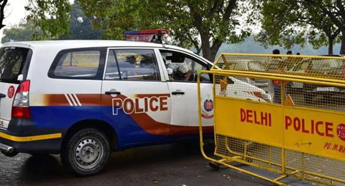 दिल्ली में गोल्डी बराड़-रोहित गोदारा गैंग के 2 शूटर गिरफ्तार, मुठभेड़ में एक के पैर में लगी गोली