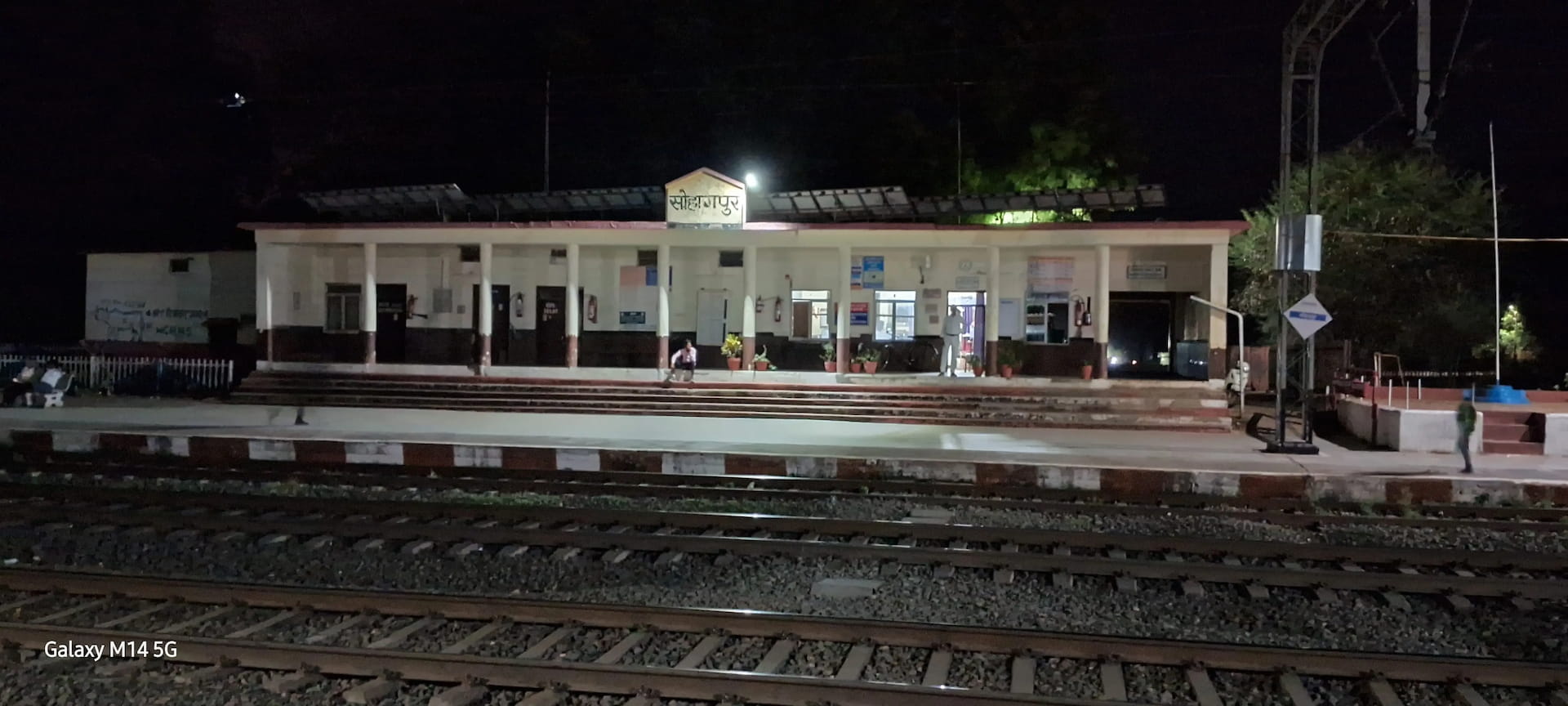 रेलवे स्टेशन के प्लेटफार्म-2 की बढ़ेगी ऊंचाई, डिस्प्ले बोर्ड और कोच गाइडेंस सिस्टम लगेंगे