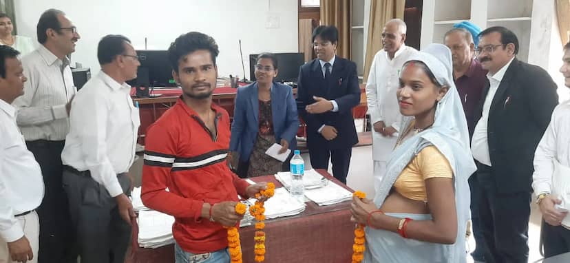 सोहागपुर के राष्ट्रीय लोक अदालत में पारिवारिक वादों का निराकरण, समझाइश के बाद विवाद समाप्त खत्म