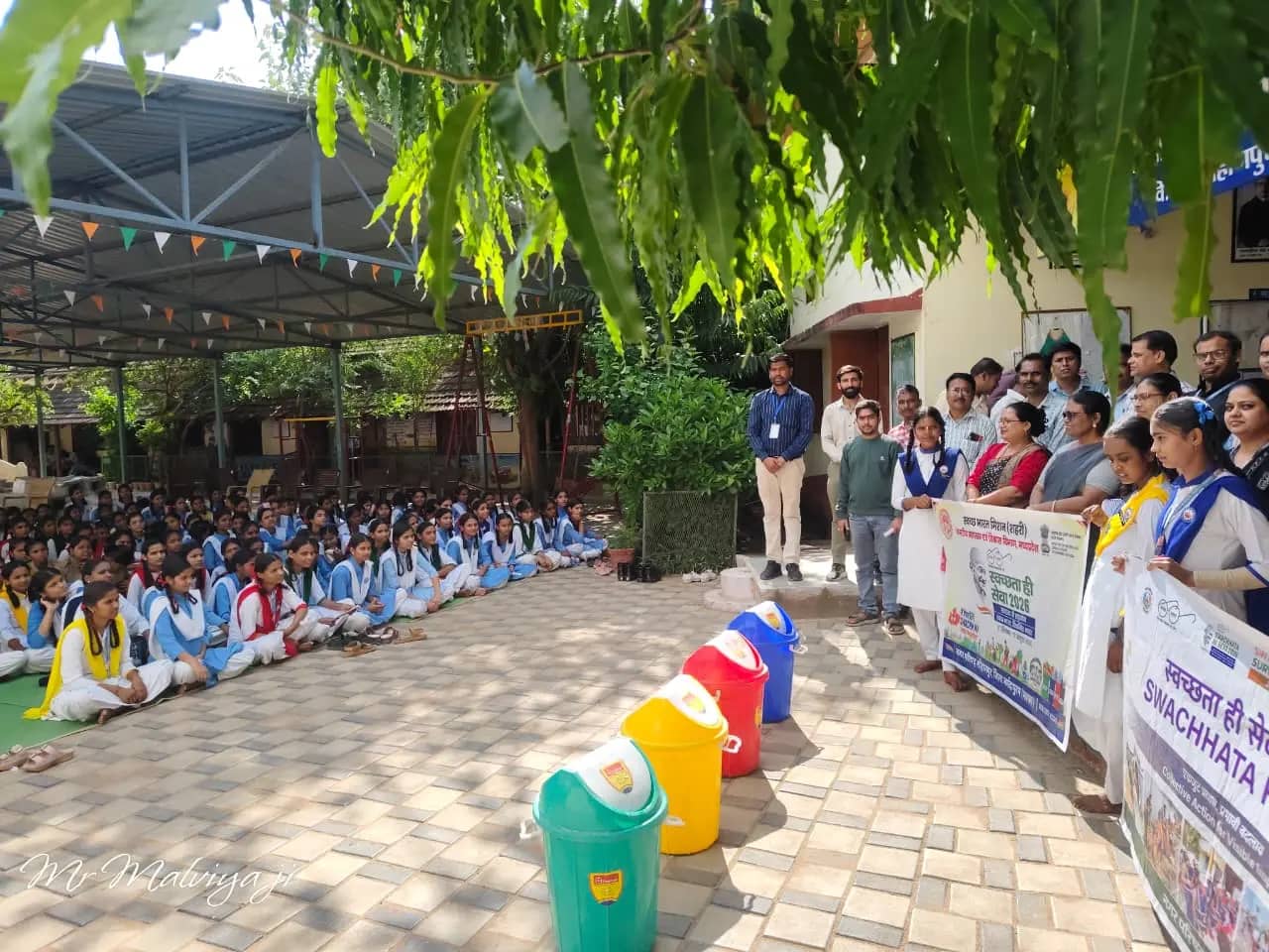 सोहागपुर में ‘स्वच्छता की पाठशाला’, छात्राओं को कचरा प्रबंधन और 3R का पाठ पढ़ाया