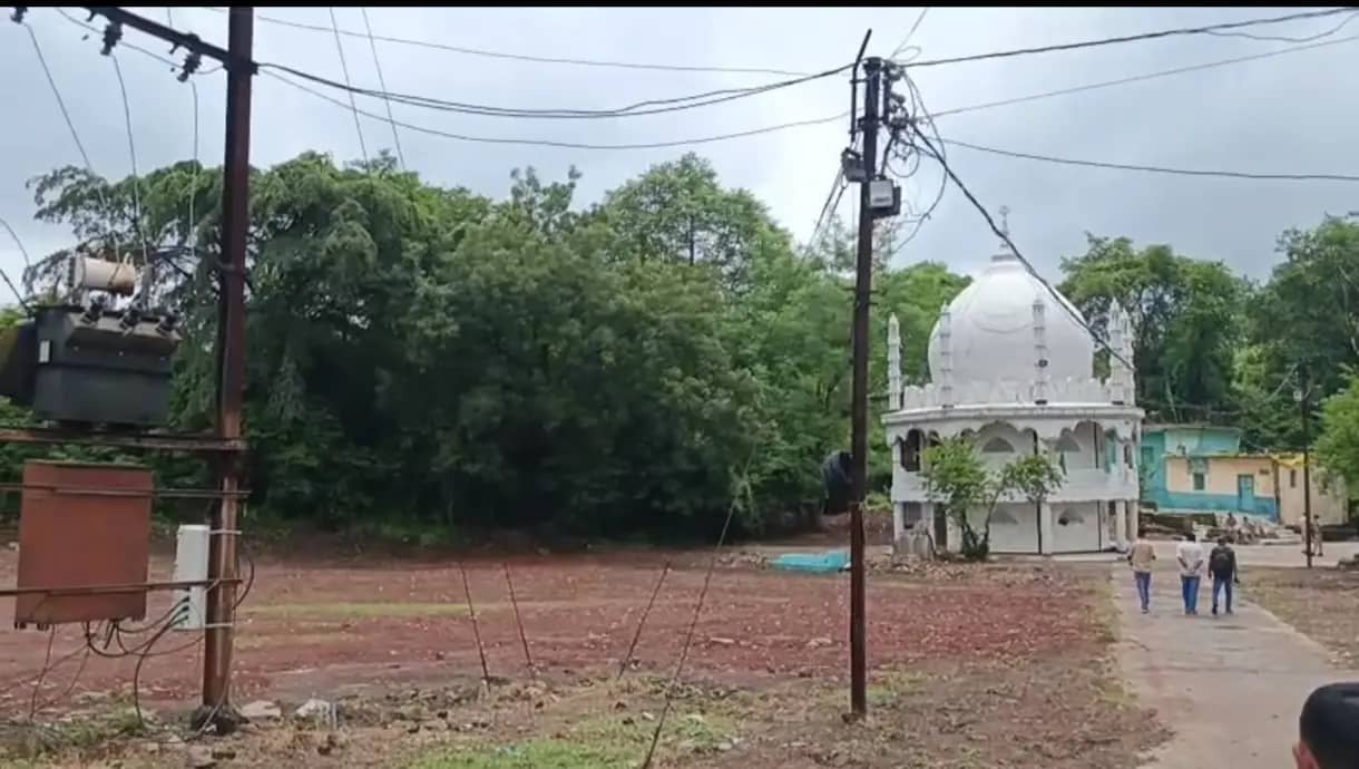 धार जिला प्रशासन ने नमाज के लिए की व्यवस्था पर नहीं पहुंचे नमाजी, दूरी को बताया वजह