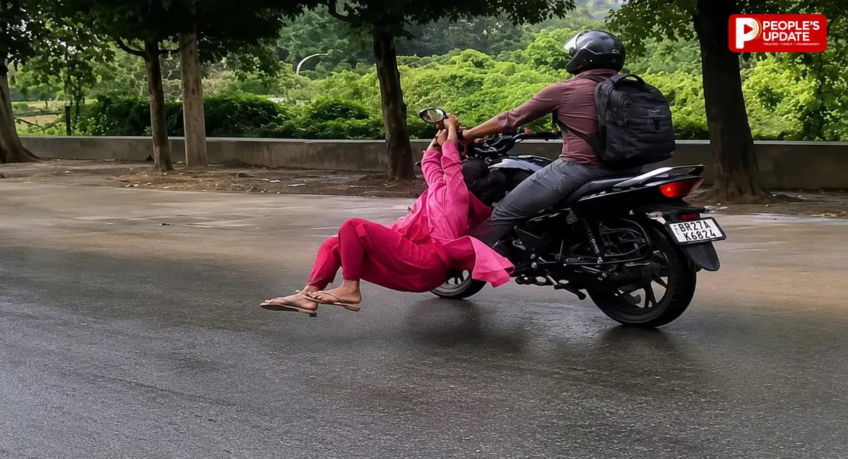 100 मीटर तक सड़क पर घसीटता रहा प्रेमी, VIDEO वायरल